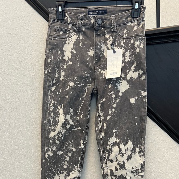 NWT Zara Basic Bleached Out Body Shaping Gray Jeans - Picture 8 of 9